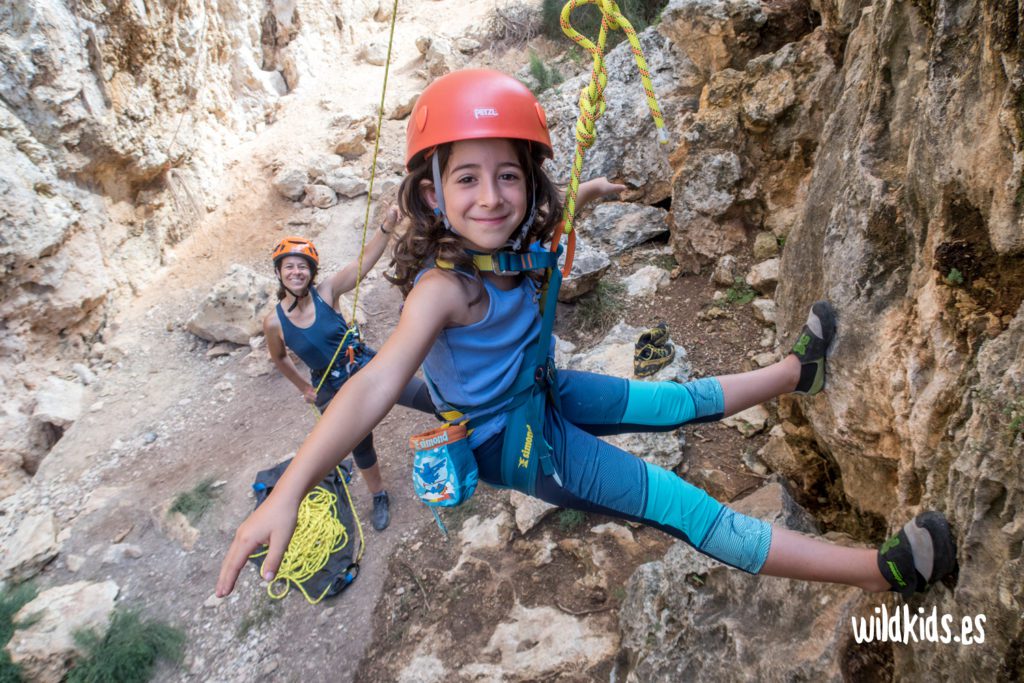 ideas para regalar a niños aventureros - escalada