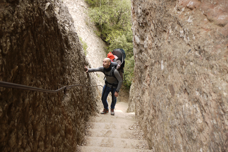 Excursión con niños cerca de Barcelona: cima de Sant Jeroni en Montserrat